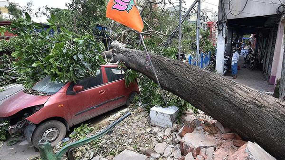 Mamata pegs cyclone Amphan damage at ₹1 lakh crore, toll rises to 86