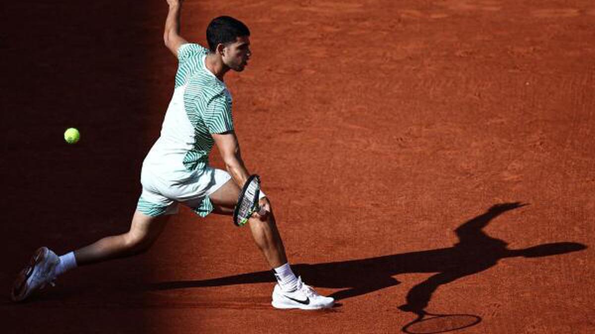 French Open: Carlos Alcaraz blasts past qualifier Flavio Cobolli in first  round