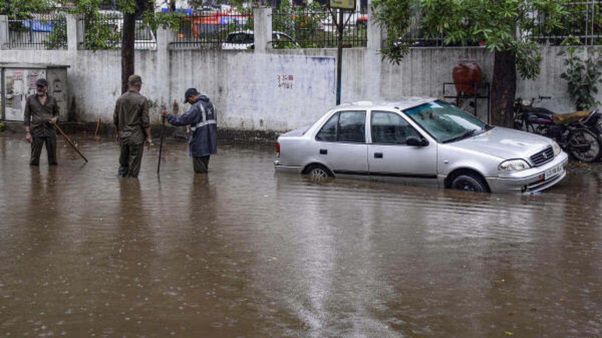 Gujarat rains | Amit Shah speaks to CM Patel, says govt. engaged in providing all possible help