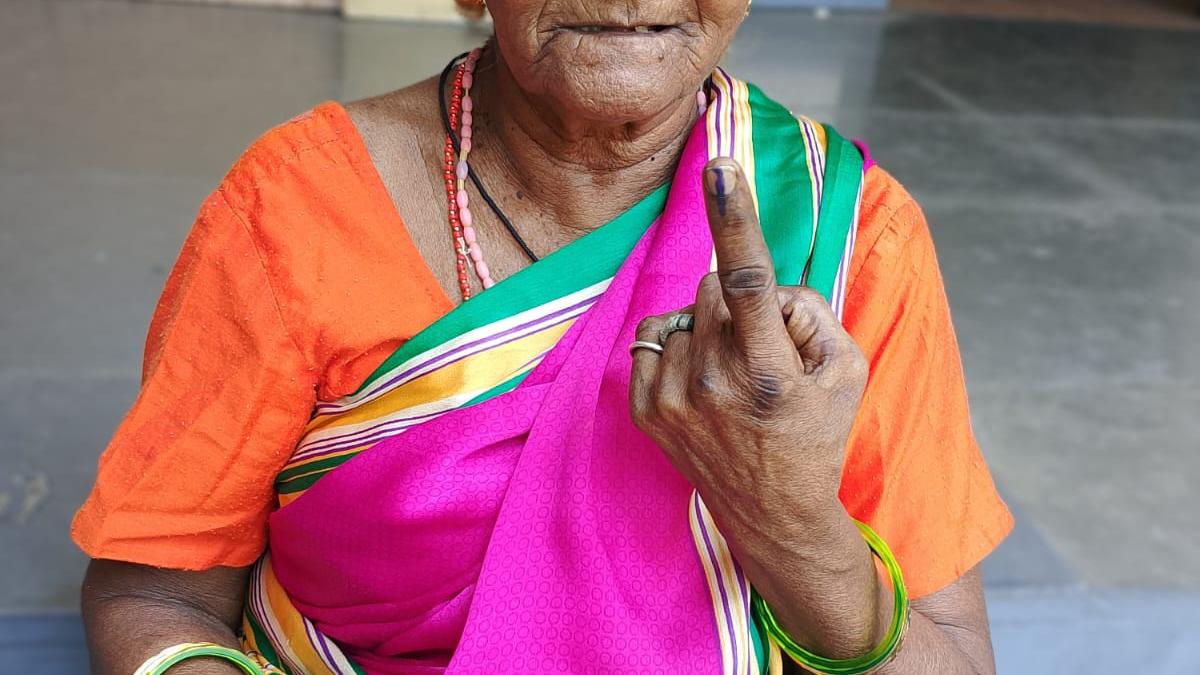 Mental health institution, organisations facilitate voting for residents