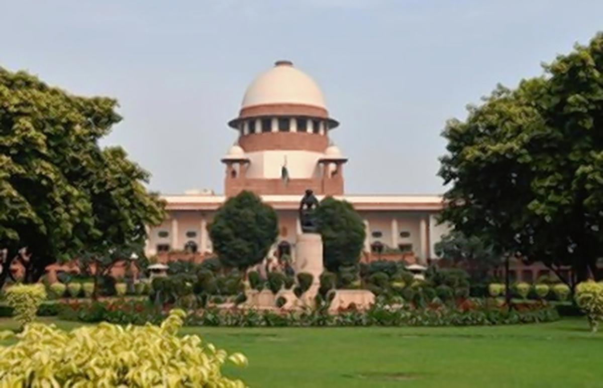 Kerala gold smuggling case: SC seeks response from Kerala to transfer case to Karnataka