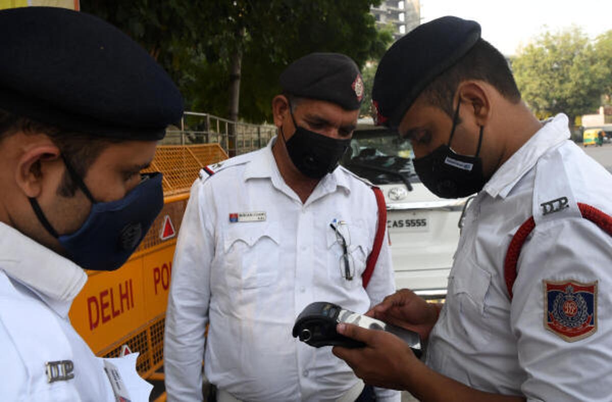 Police issue over 5,800 challans for violation of transport curbs under GRAP Stage III in Delhi