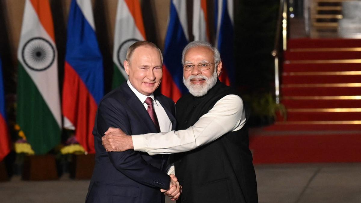 prime minister narendra modi had telephonic conversation with russian president vladimir putin