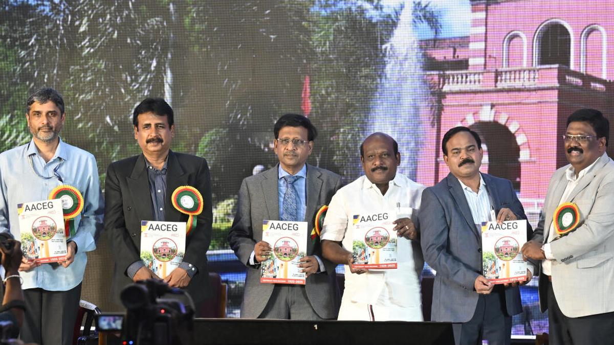 Mini theatre, clock tower at Anna varsity inaugurated 