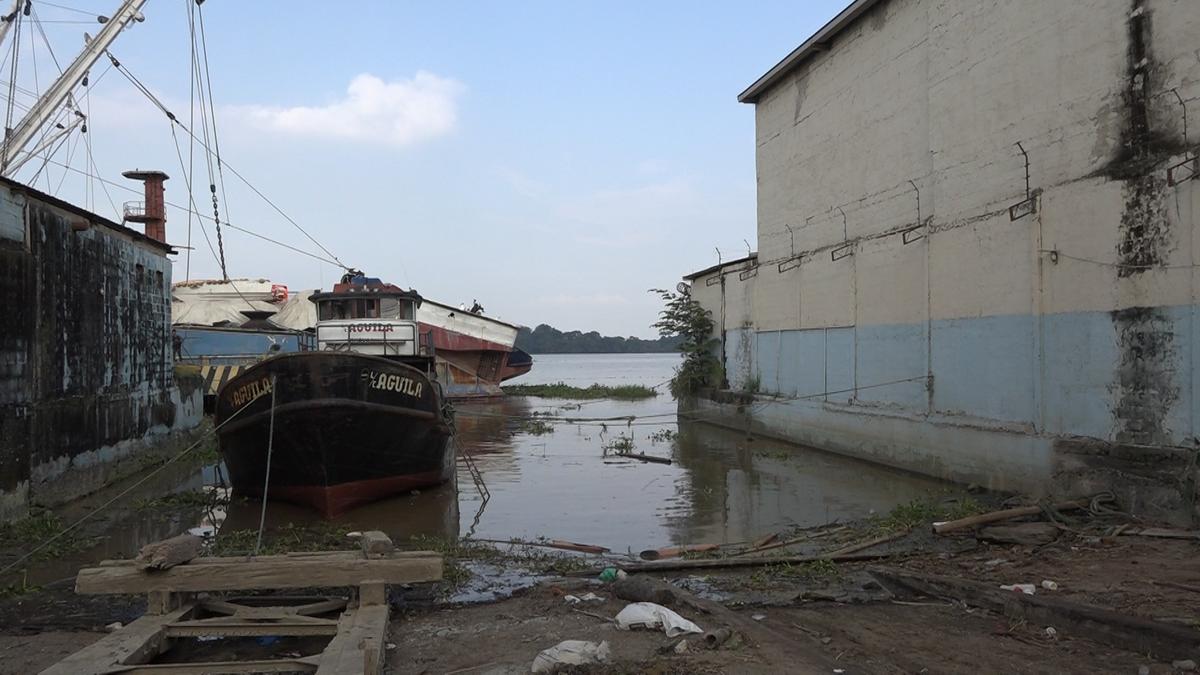 Guayaquil docks 