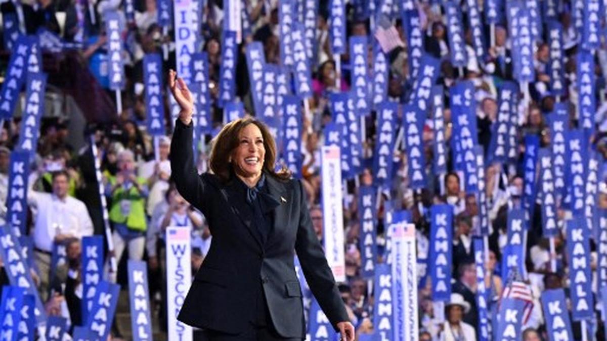 Harris campaign says it raised 0 million in just over a month