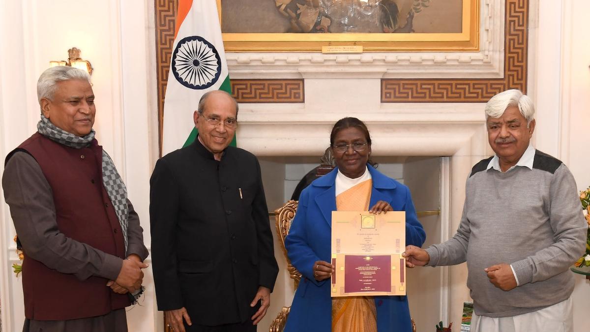Ram temple consecration ceremony invitation extended to President Droupadi Murmu to attend, says VHP