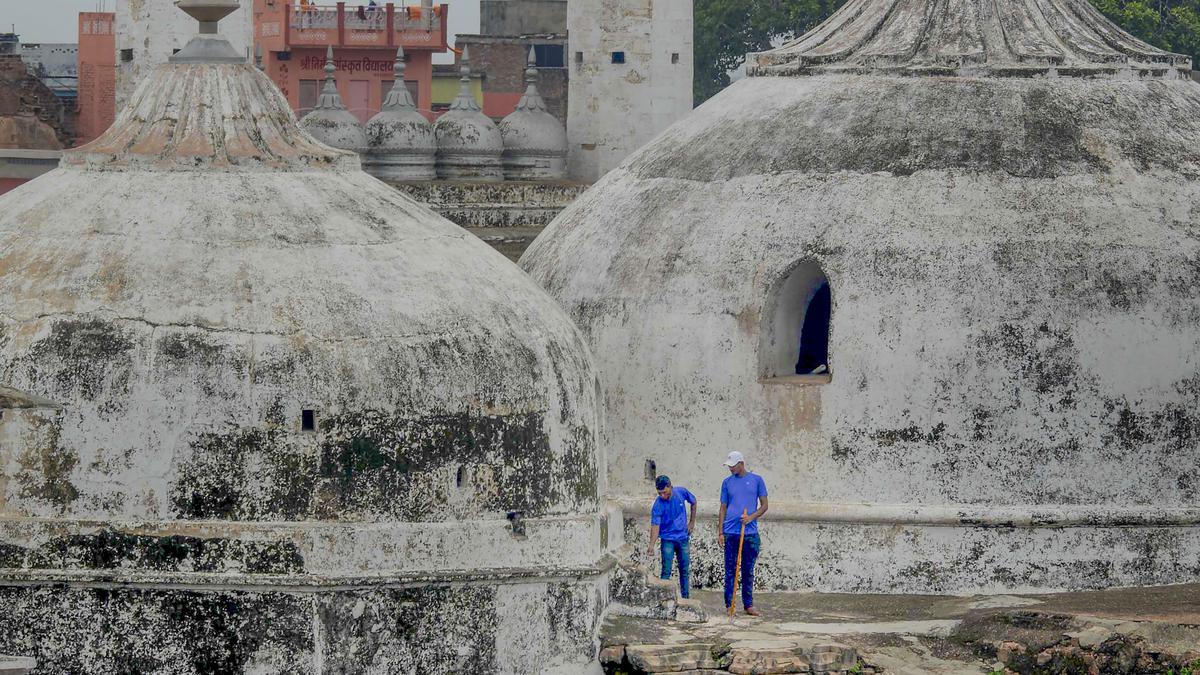 Cleaning of Wazukhana area of Gyanvapi Mosque starts under strict security arrangements