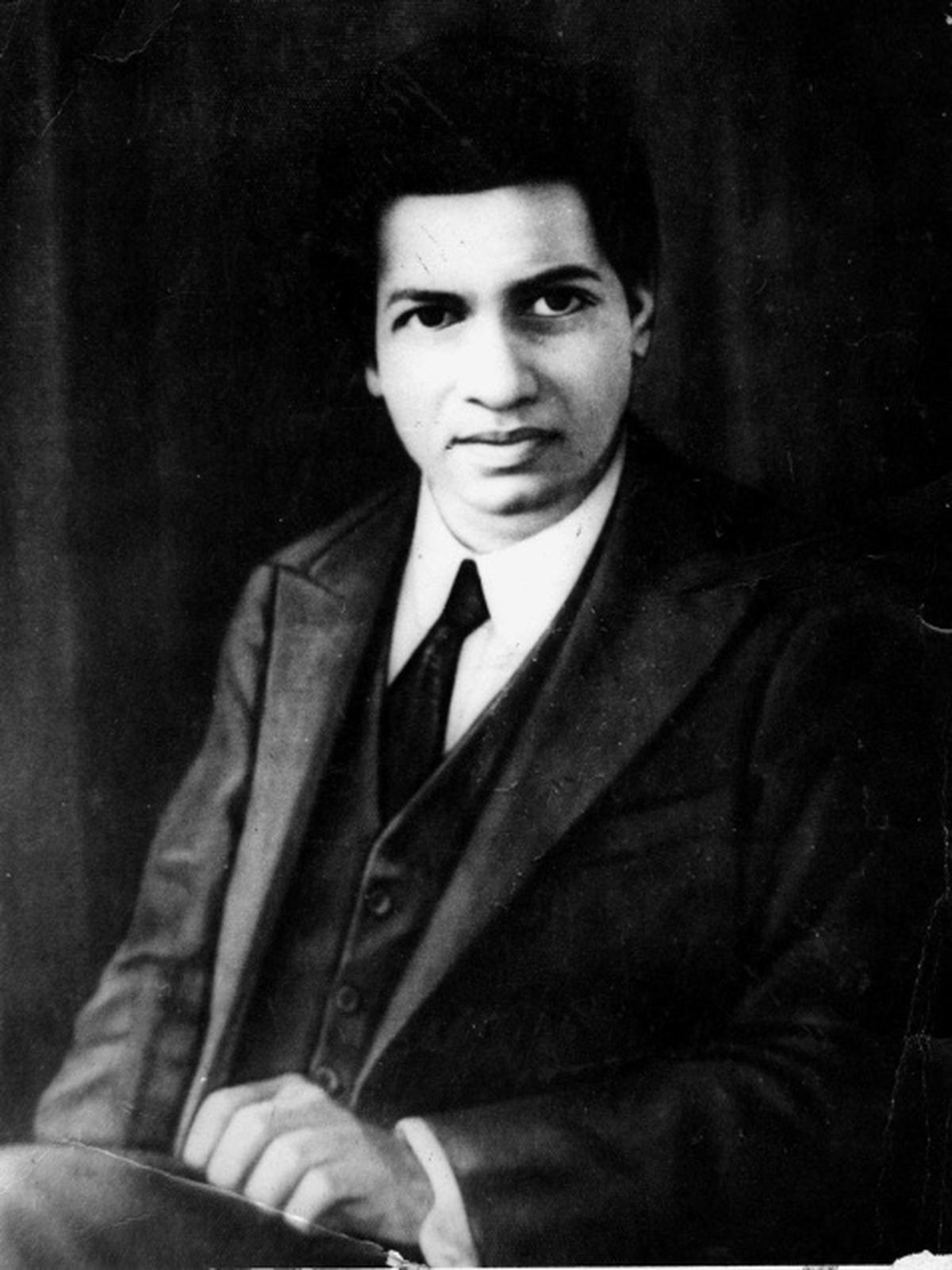 srinivasa ramanujan biography in english wikipedia