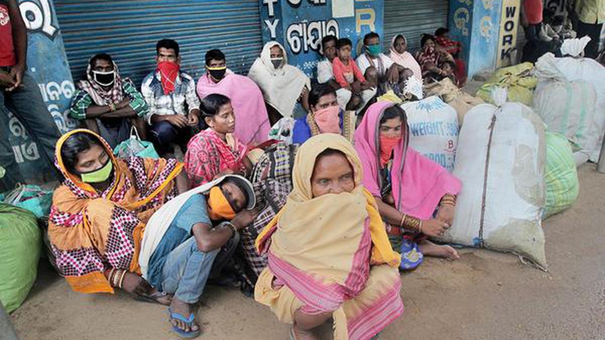 Coronavirus lockdown | 26 lakh migrant workers in halfway houses, says official data