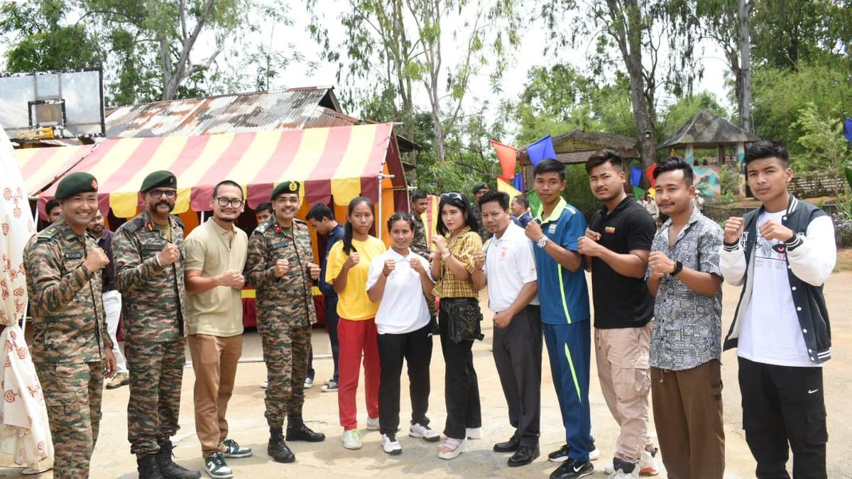 Army felicitates young achievers in restive Manipur