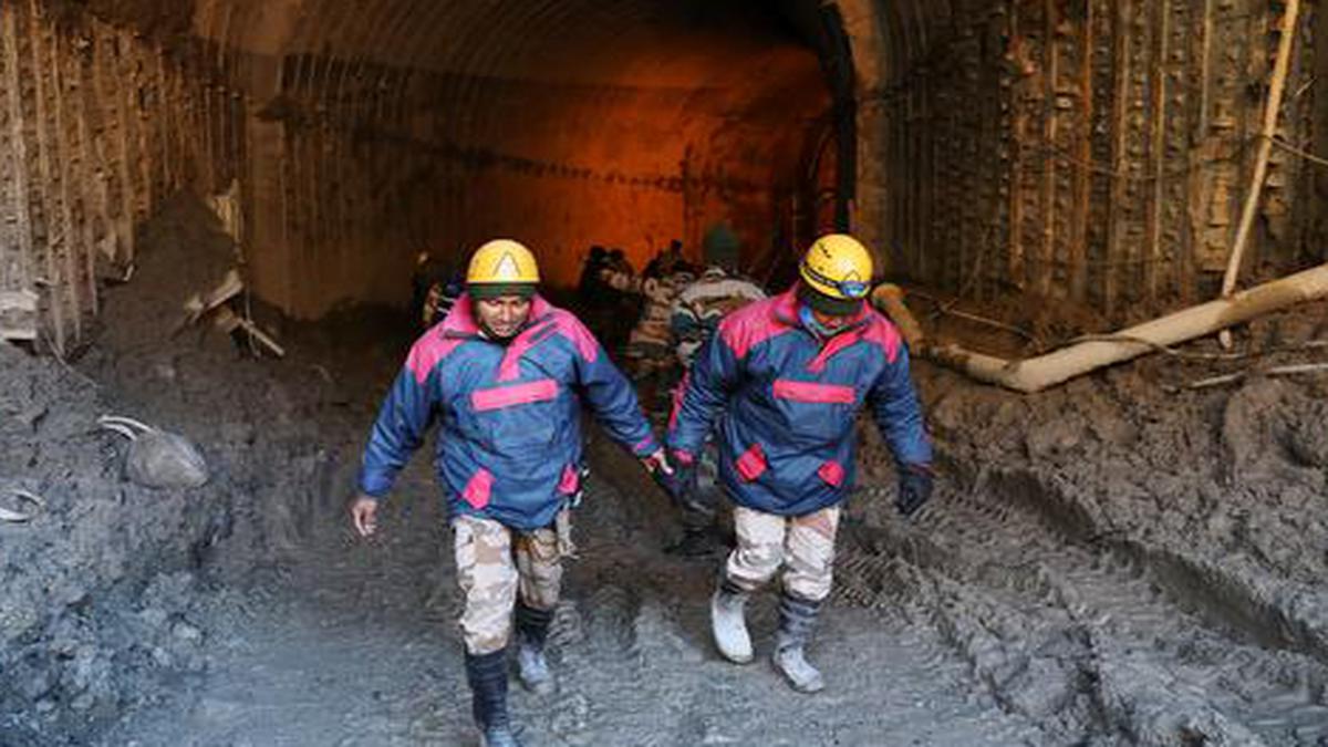 Uttarakhand avalanche | Rescue efforts resume in Tapovan dam tunnel