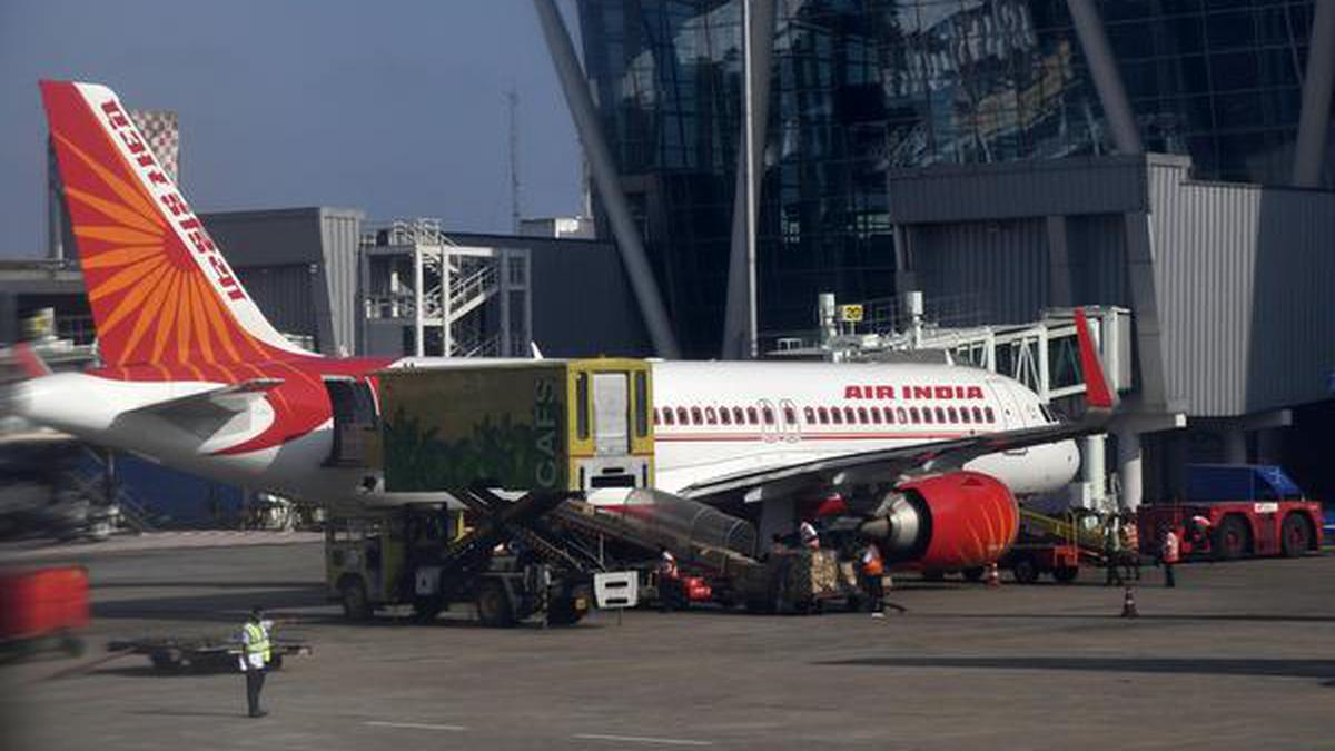 Casual workers of Air India move High Court seeking work after lockdown