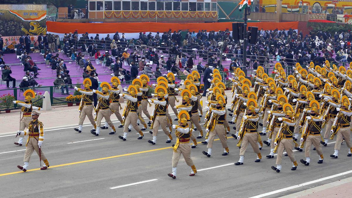 U.P best tableau, Navy best marching contingent among Services at R-Day parade