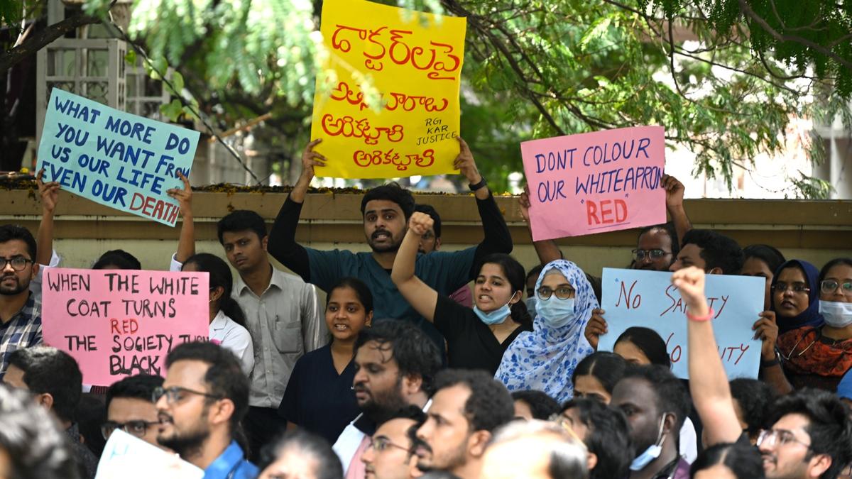 Telangana doctors intensify protest; private hospitals suspend services on August 17