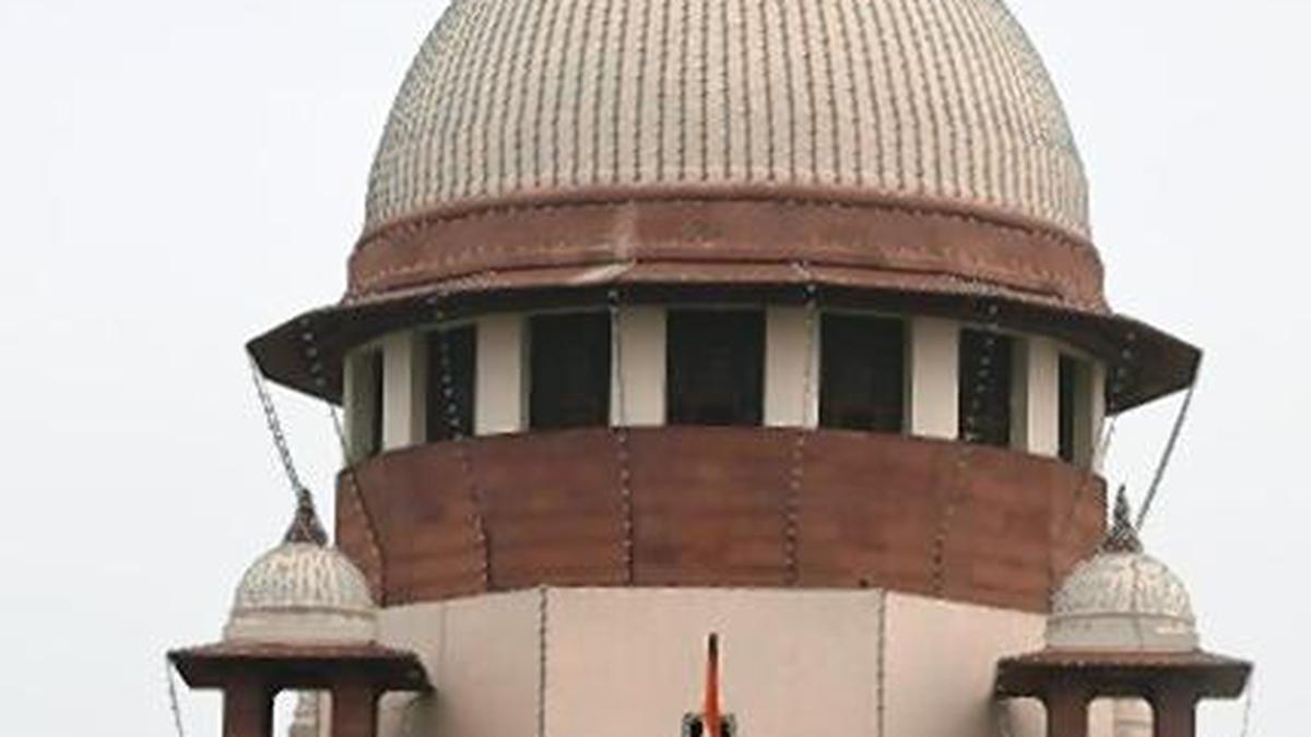 Ayodhya case: present evidence on temple claim, Supreme Court tells lawyers