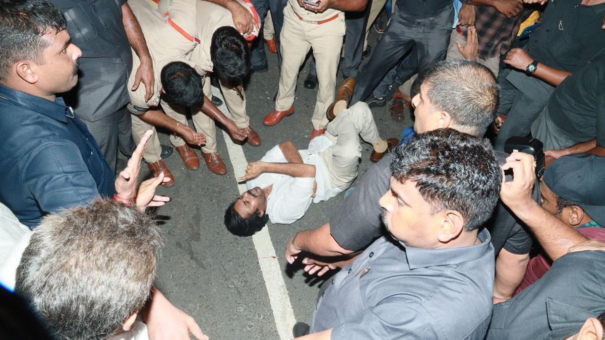 A.P. police takes Jana Sena party chief Pawan Kalyan into preventive custody