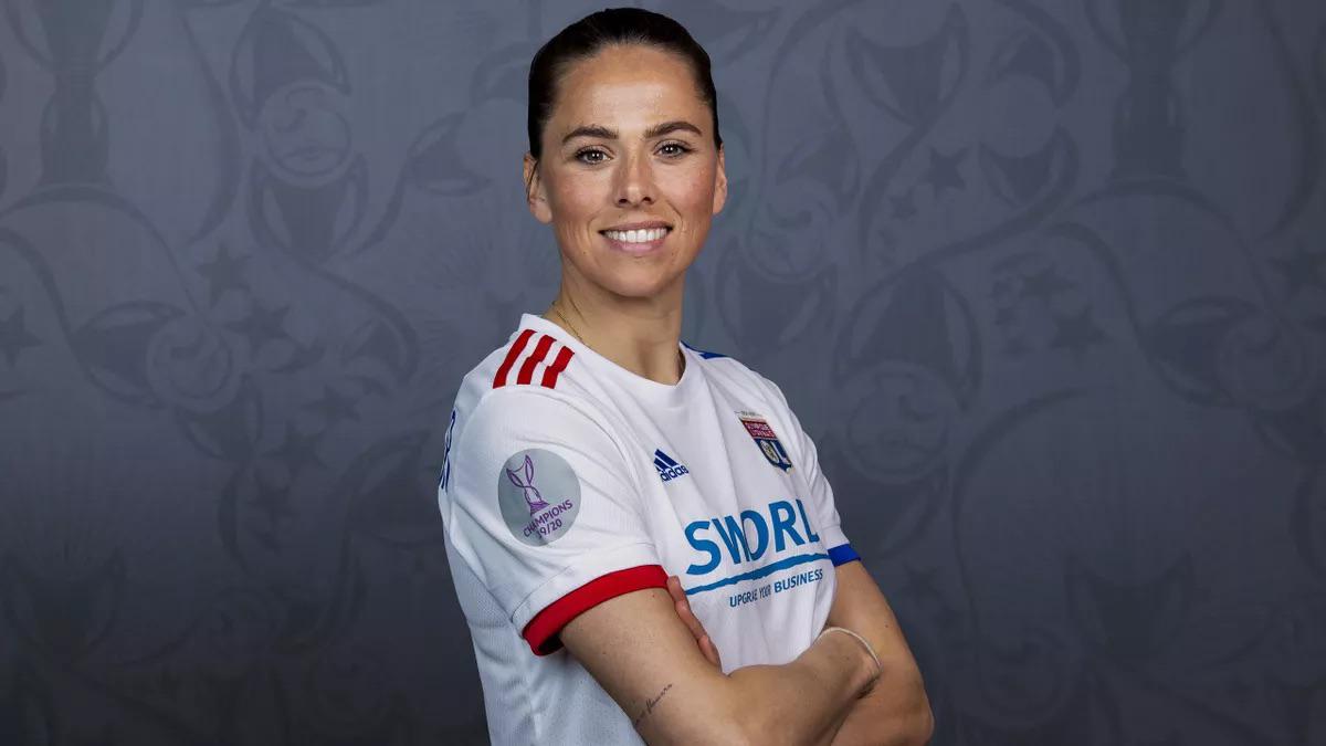 Football: Iceland player Gunnarsdottir wins landmark maternity pay claim  against Lyon