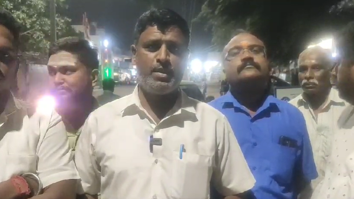 BJP functionary objects to sale of beef, food vendor couple in Coimbatore seeks police protection