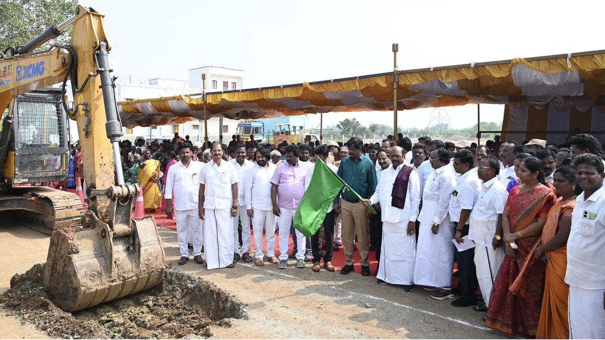 State Highways begins second phase of widening of Tiruvannamalai - Avalurpet Main Road