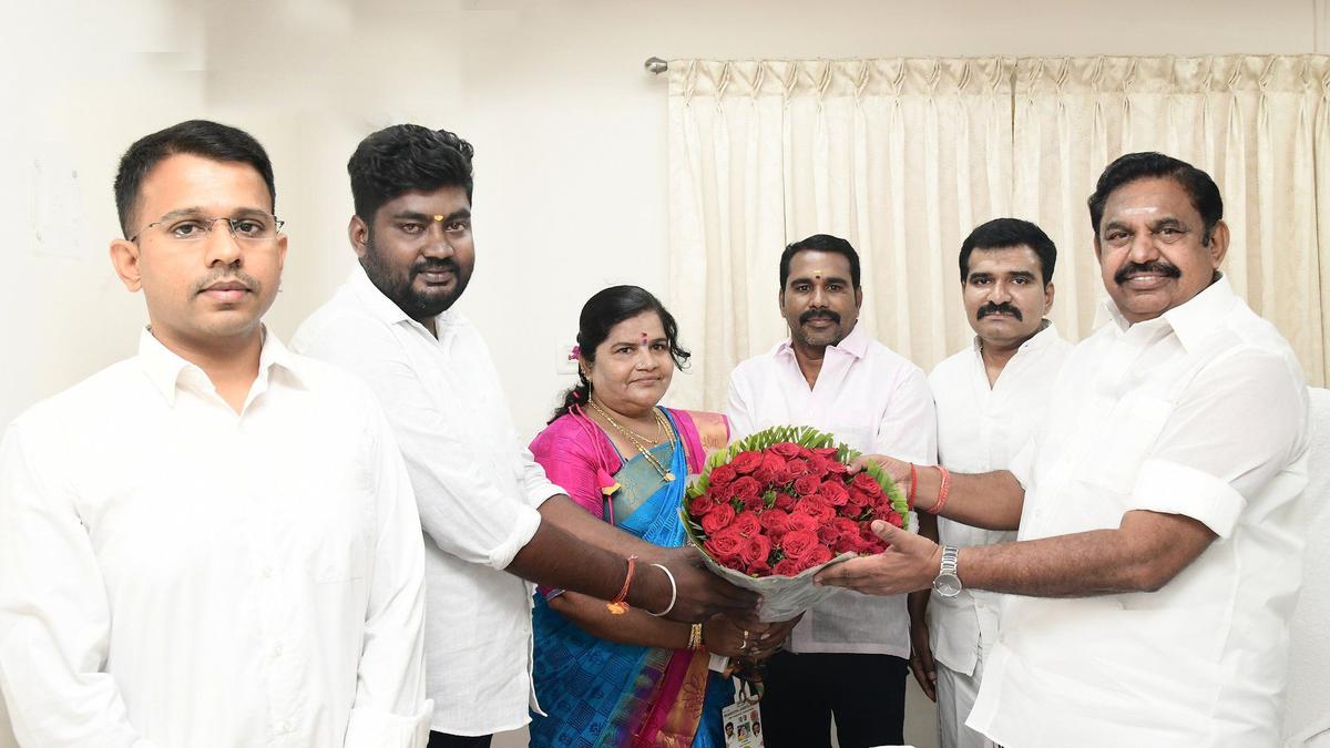 Some more functionaries of the Tamil Nadu BJP cross over to AIADMK