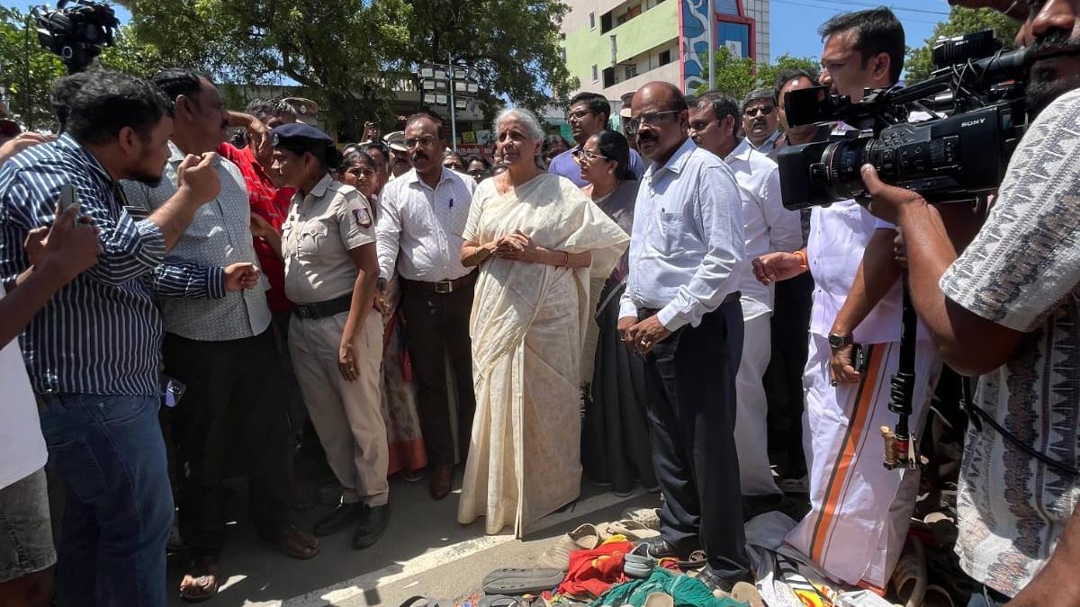 Nirmala Sitharaman, L. Murugan visit Karur stampede site, meet victims’ families