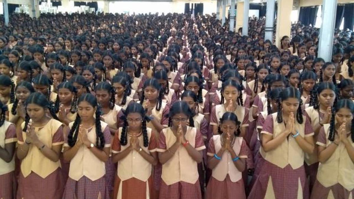 Centre removes mandatory Hindi from draft education policy after TN protests