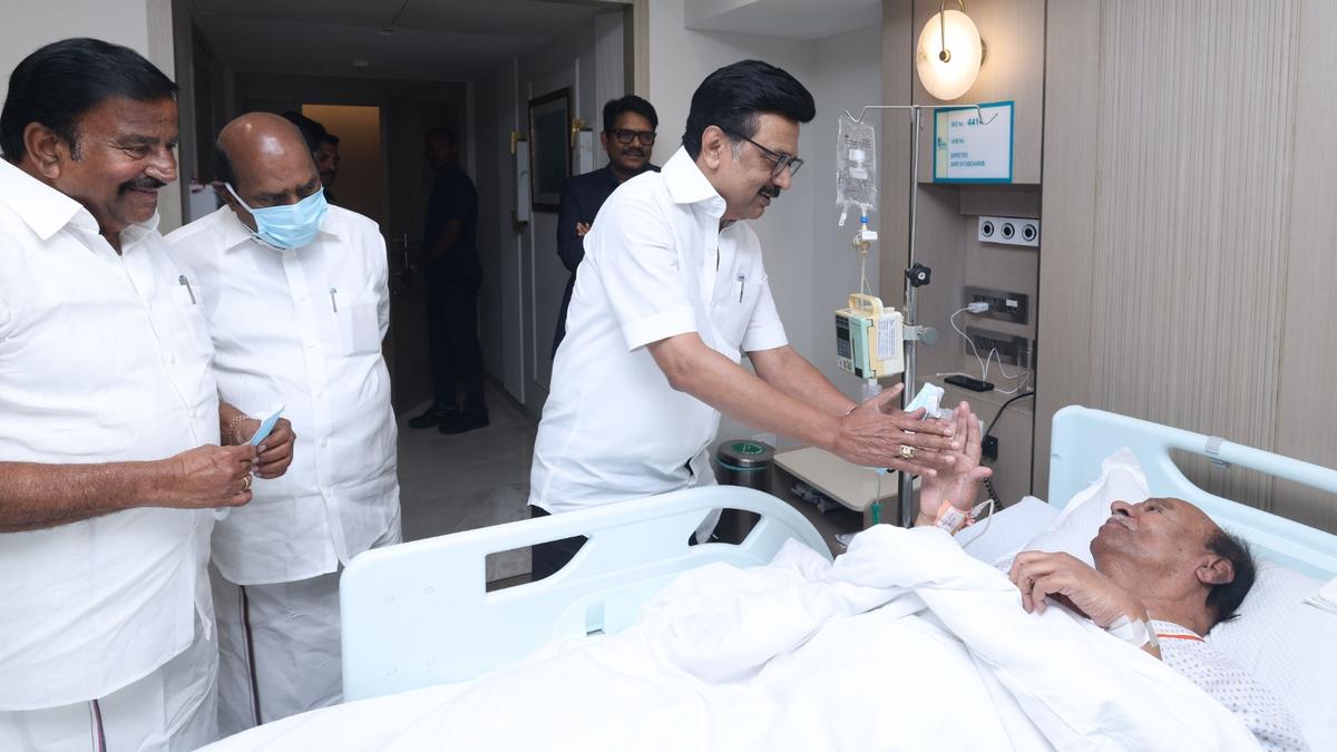 PMK founder Ramadoss admitted for check-up; T.N. CM Stalin, Ministers visit him at hospital
