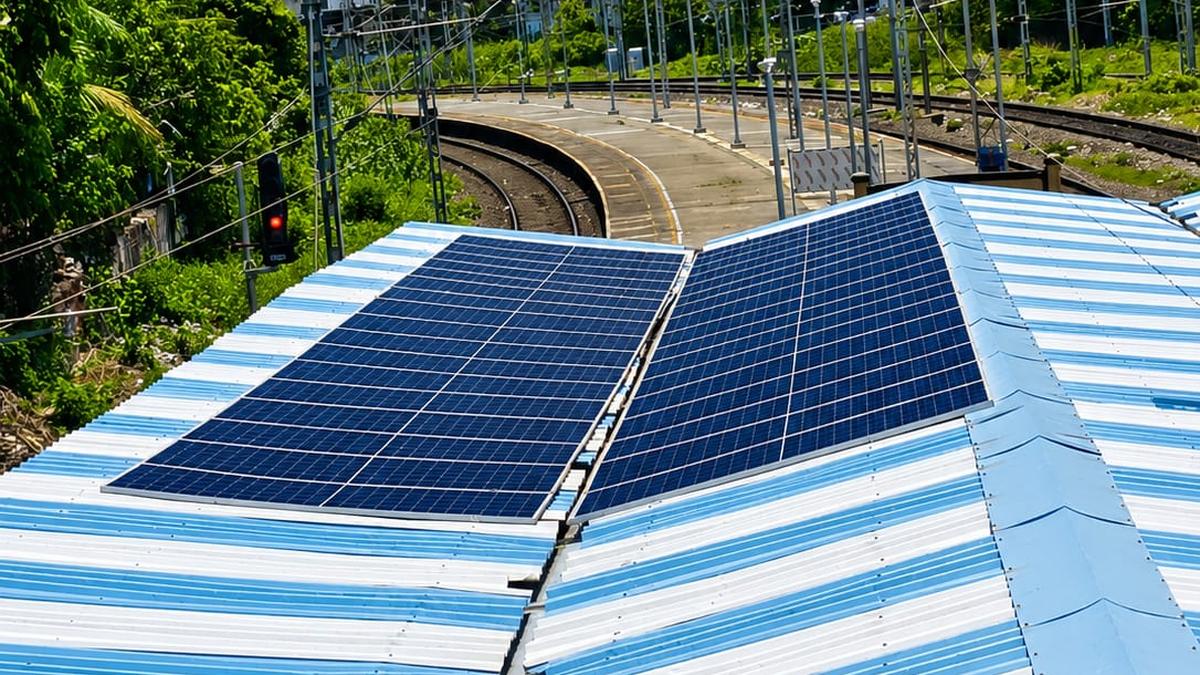 Southern Railway installs new solar power plants