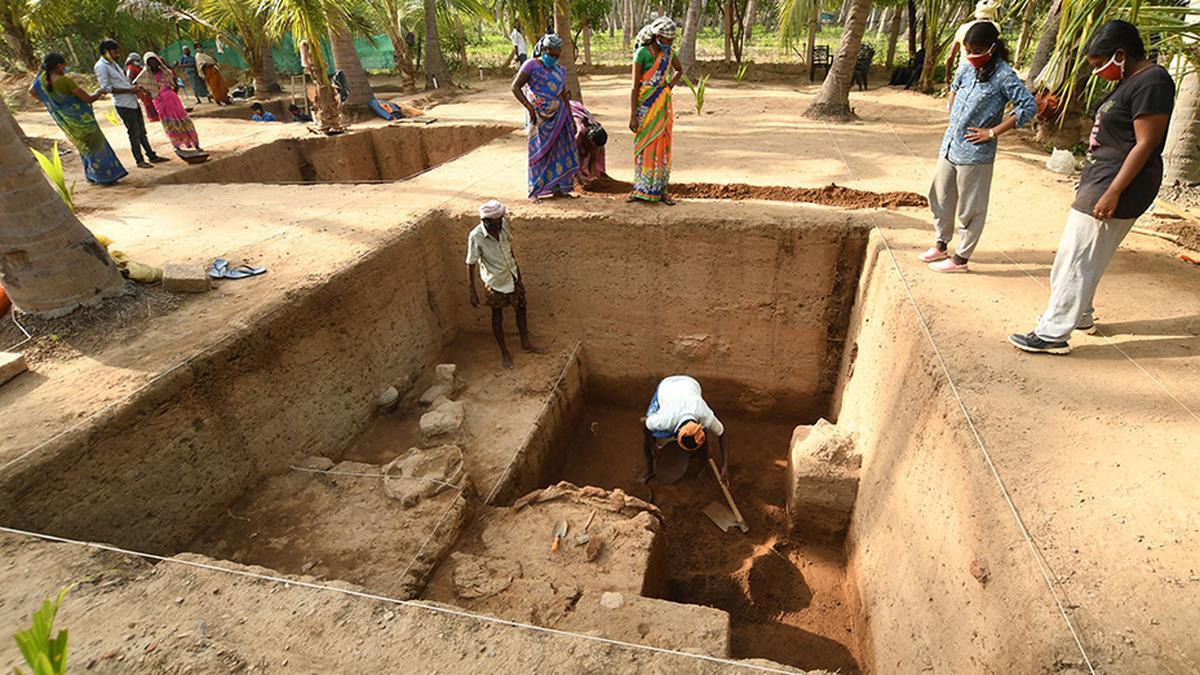 Plea to publish report on the findings in first two phases of Keeladi archaeological excavations