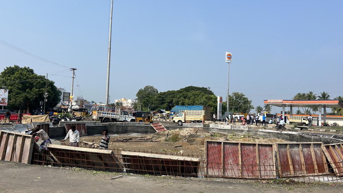 New roundabout at Arcot junction near Ranipet being built to prevent accidents