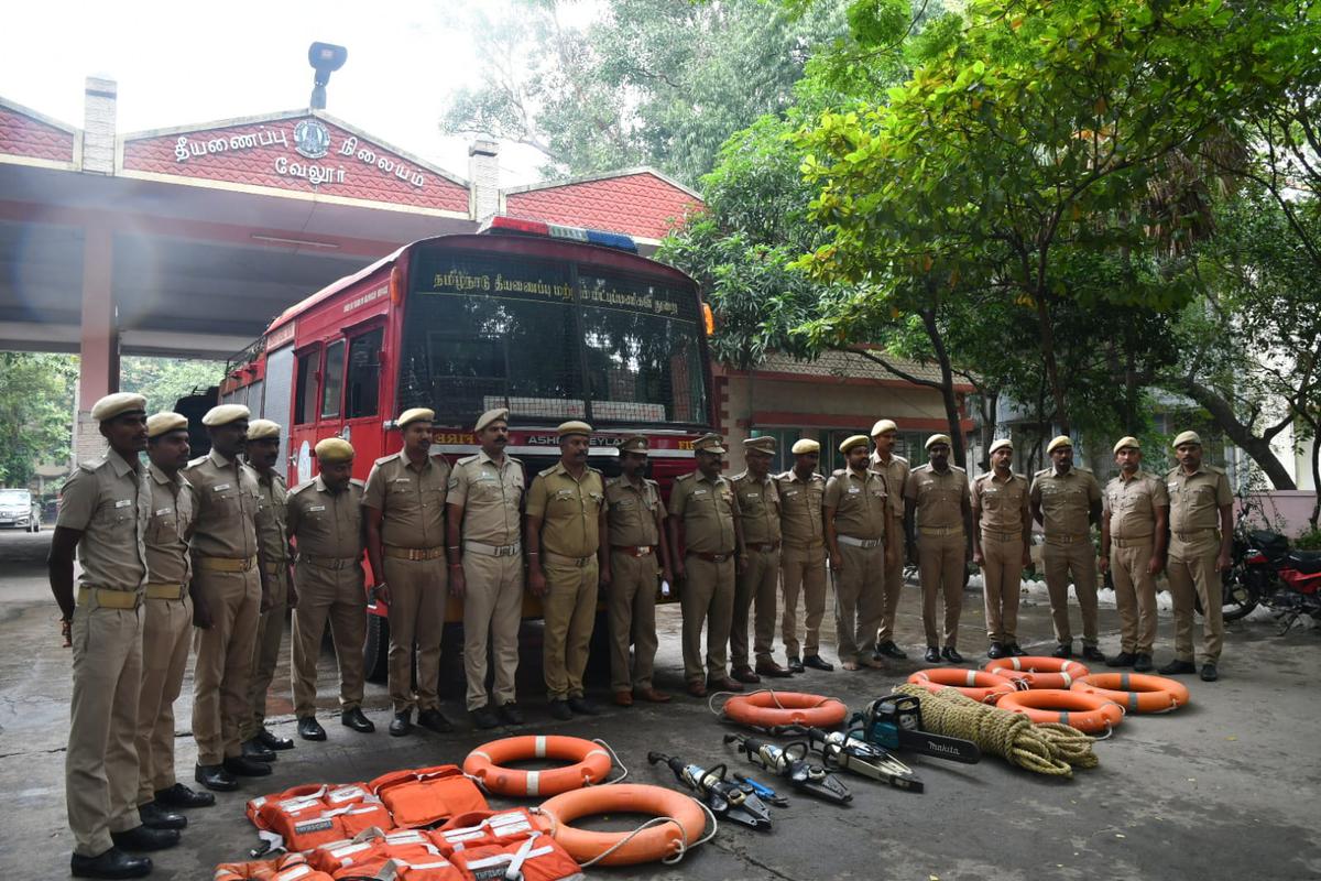 Fire and Rescue Services personnel in Vellore get ready to move to the neighbouring Chengalpattu district along with their equipment, on December 9, 2022, in view of Cyclone Mandous