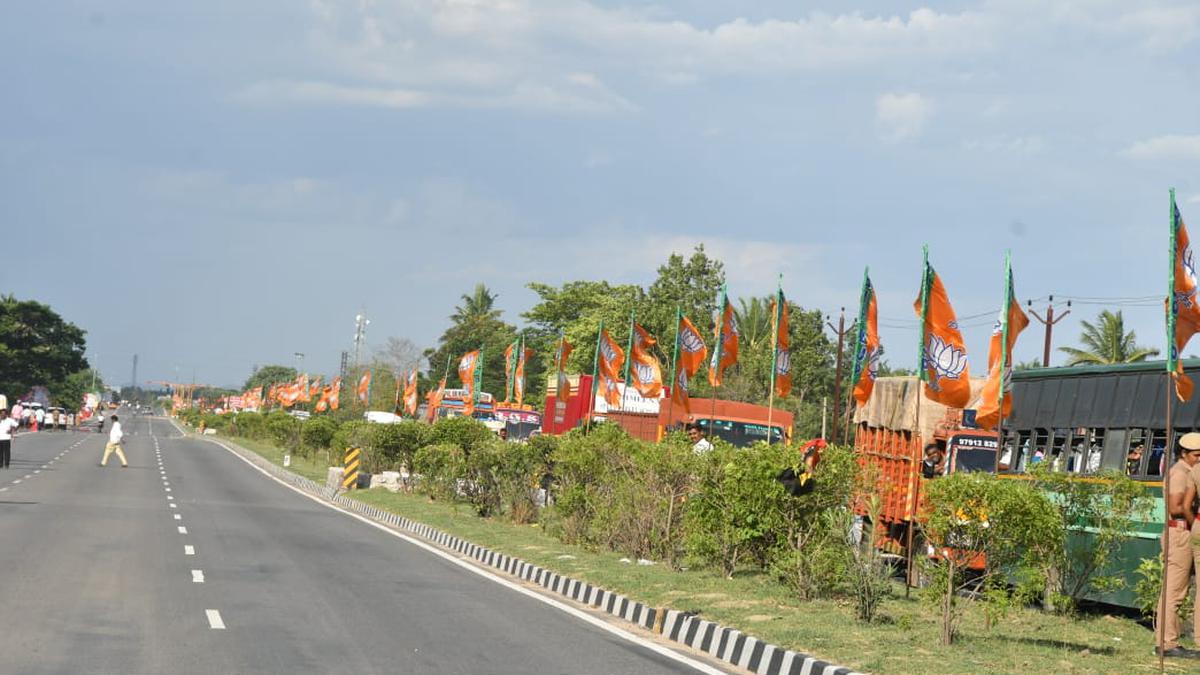 Flag poles replace flex boards and cutouts at Amit Shah’s public meeting in Vellore