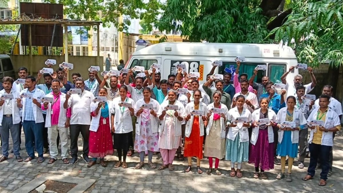 Ambulance Pilot Day celebrated in Vellore