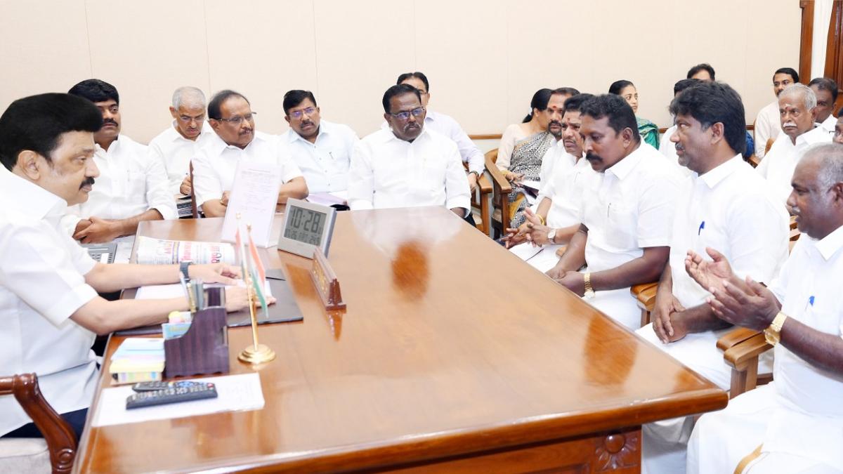 Fishermen representatives call on CM Stalin, seek steps to free fishermen from Sri Lankan custody