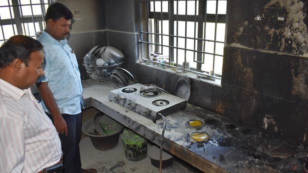 House of assistant jailer in Cuddalore Central Prison set on fire