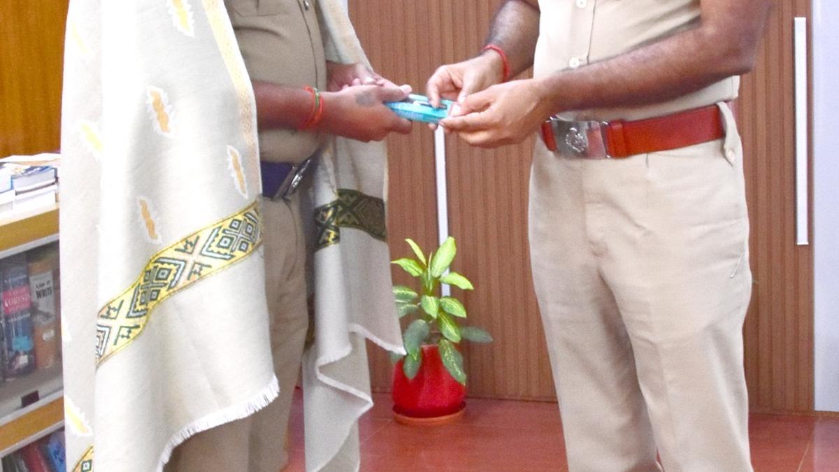 Head constable saves toddler’s life