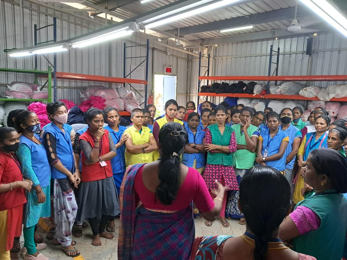 Thivya Rakini speaking to textile workers Thivya Rakini speaking to textile workers