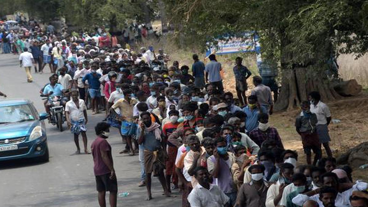 Coronavirus lockdown | HC closure of liquor shops is judicial overreach, TN tells SC