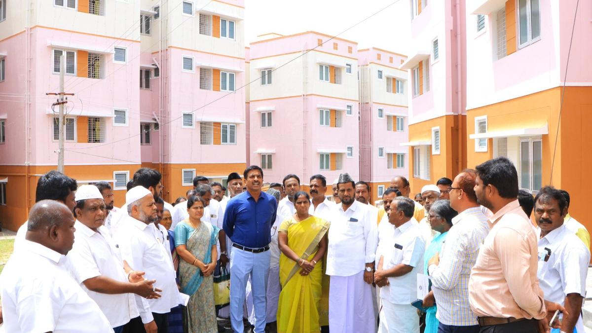 Stalin inaugurates housing units in Vellore