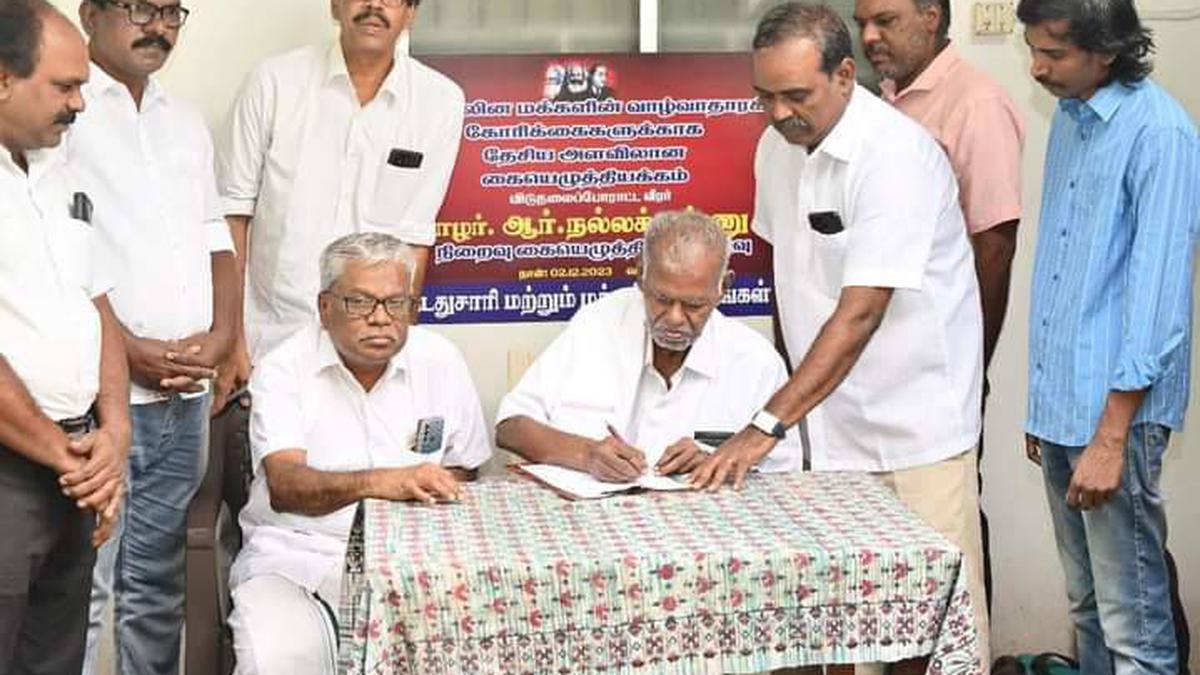 Signature campaign pressing for Dalit rights concludes