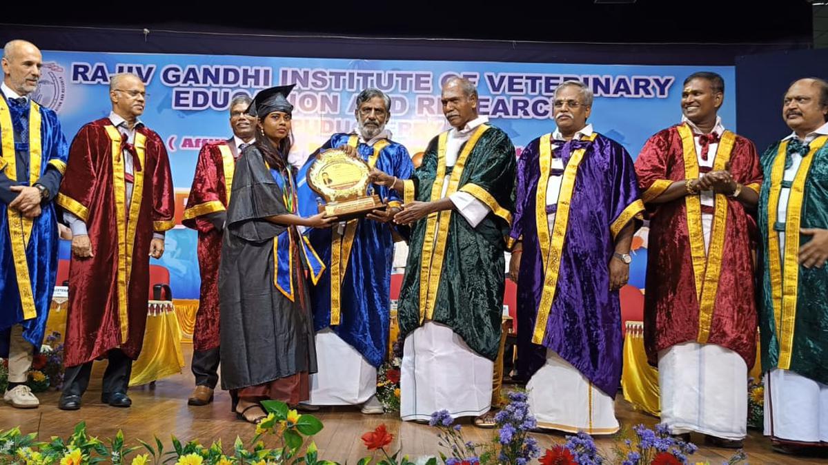 Chief Minister honours toppers, presents degrees to veterinary students at RIVER convocation