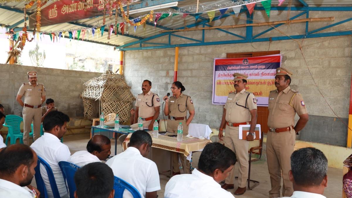 Tirupattur police ask tribal people to surrender country-made firearms