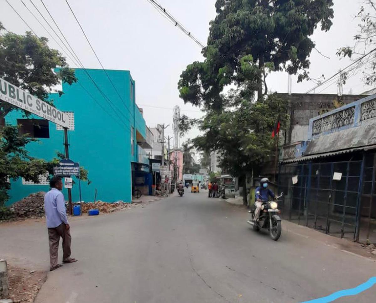 Chitlapakkam residents demand removal of encroachments, widen the link road