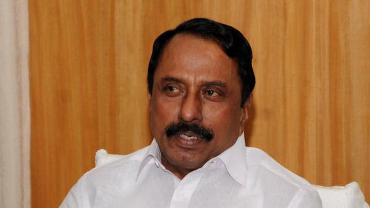 AIADMK will contest on its own in Erode (East), says Sengottaiyan