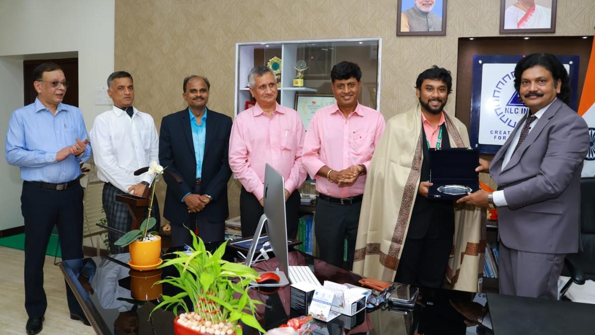 NLCIL engineer’s mobile app to limit plastic use wins prize at hackathon