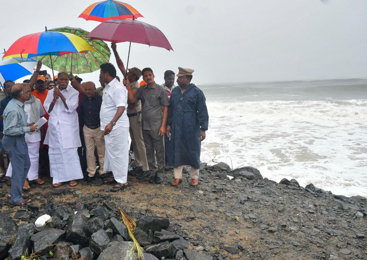 Puducherry Chief Minister N. Rangasamy visits Pillayichavadi to assess cyclone preparedness on December 9, 2022
