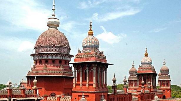 Madras High Court directs DGP to look into complaint of two individuals misleading Muslim youth