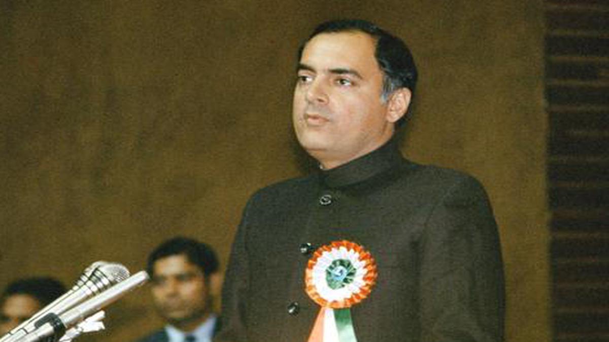 Freeing Rajiv killing case convicts will set a bad example, Centre tells T.N.