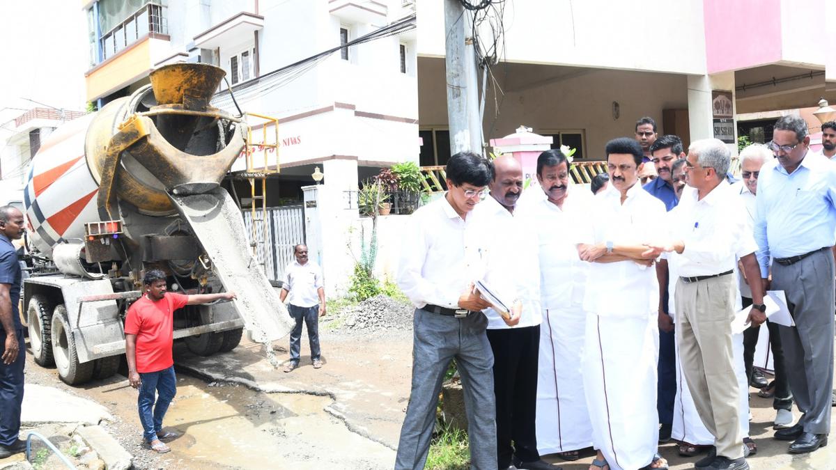 Stalin inspects roadworks in Chennai, asks officials to complete all the work before the onset of northeast monsoon